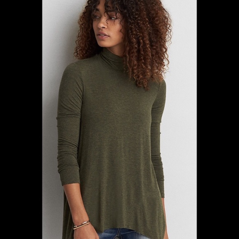 American Eagle turtleneck - size xs